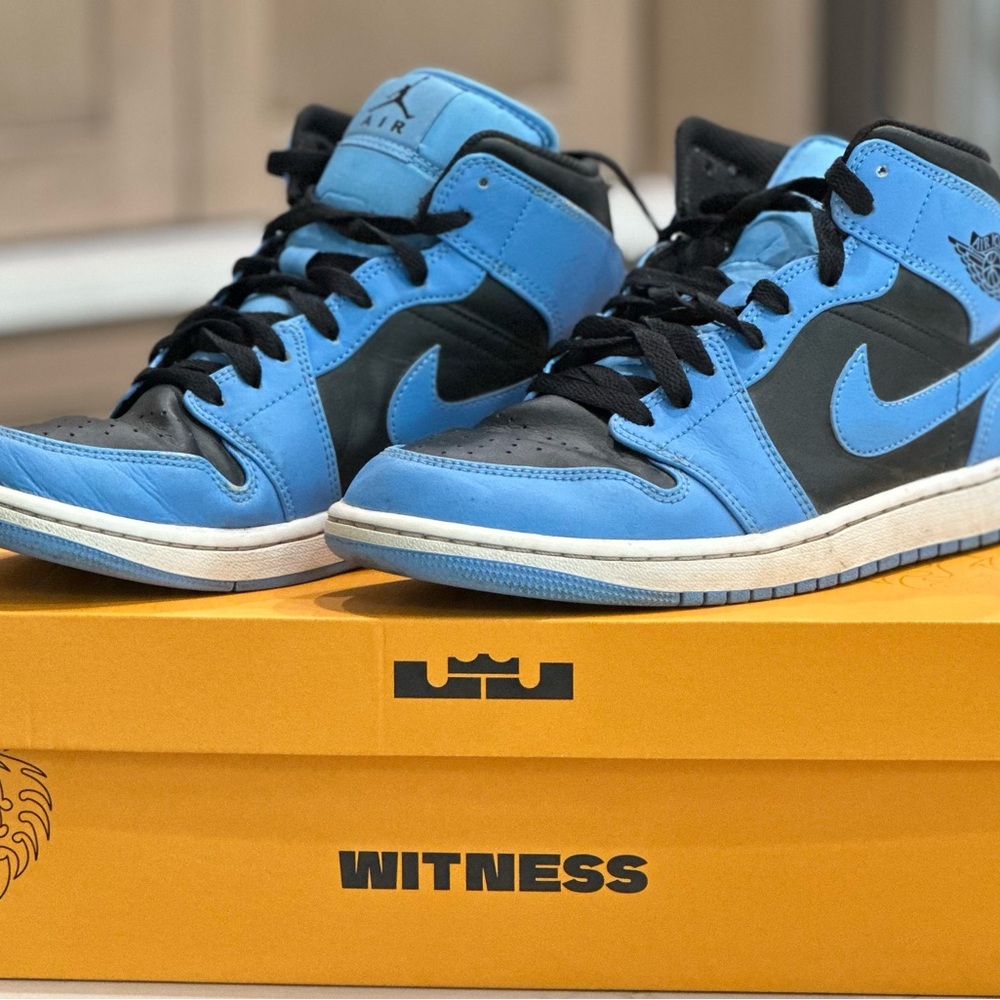 Nike Blue and Black Sneakers
